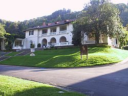 250px-VillaMontalvoMansion